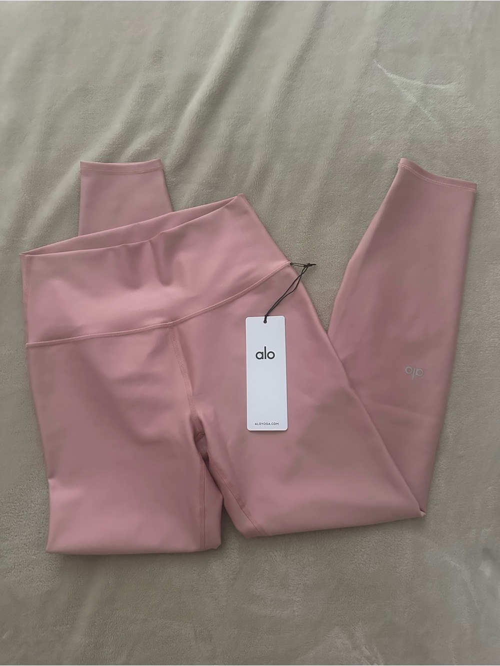 Alo Yoga Vintage Pink Legging - Picture 2 of 3